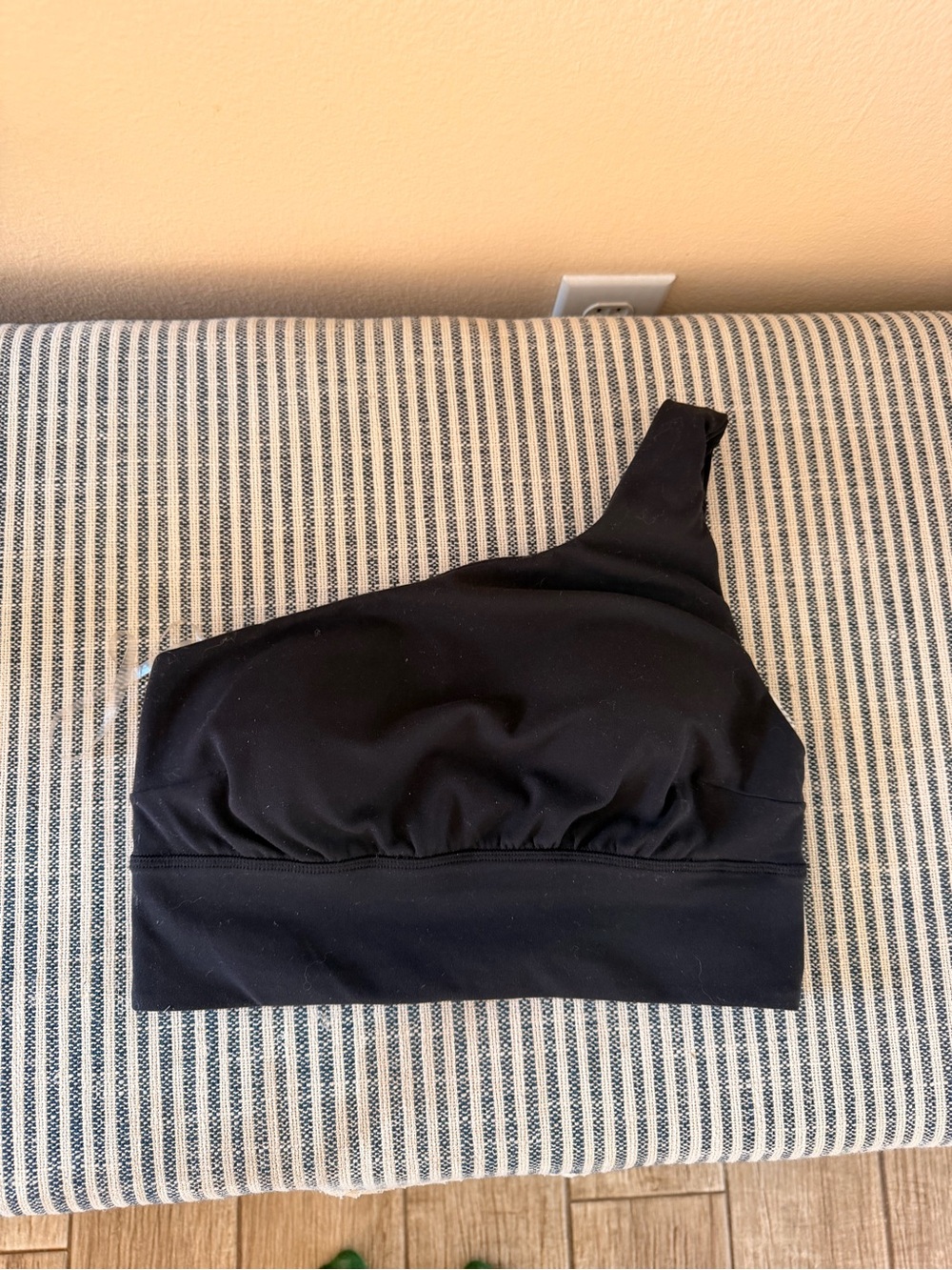 Lululemon Align one shoulder top